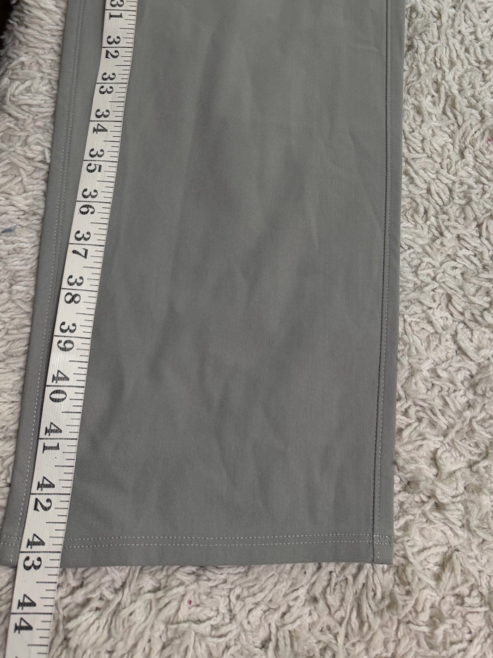 Vuori Meta pants Size 38X32 light gray five pocket design waistband - Picture 10 of 14